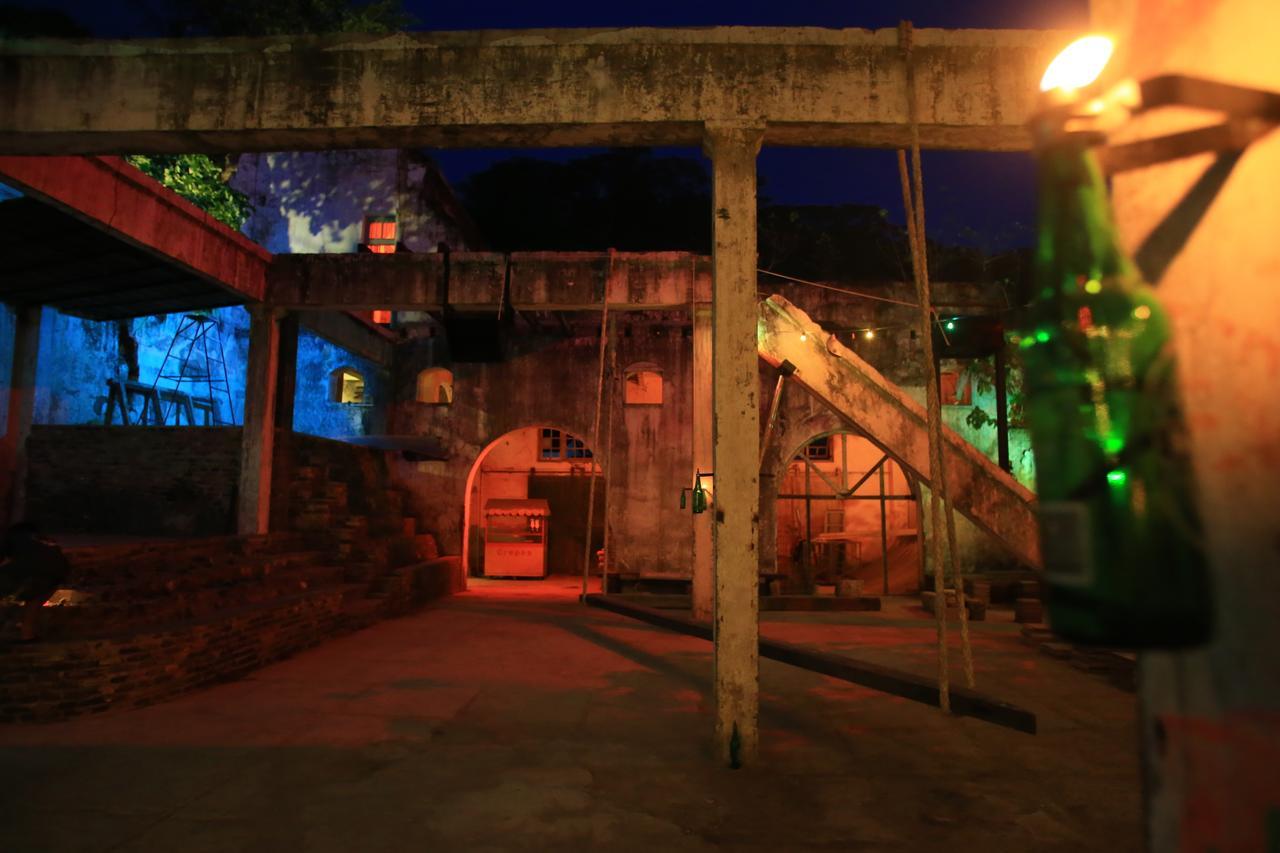 Bat & Arrow Hotel Padang  Luaran gambar