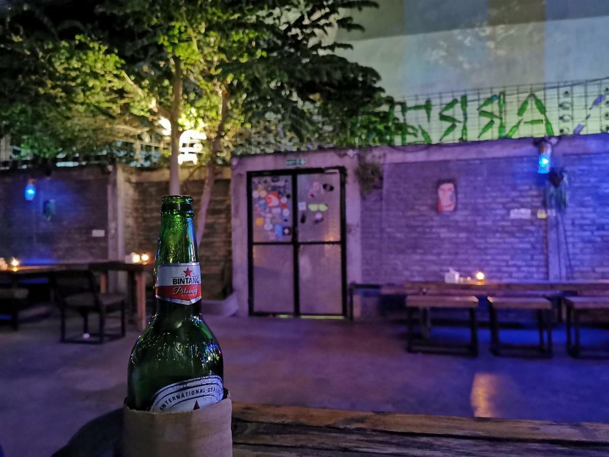 Bat & Arrow Hotel Padang  Luaran gambar